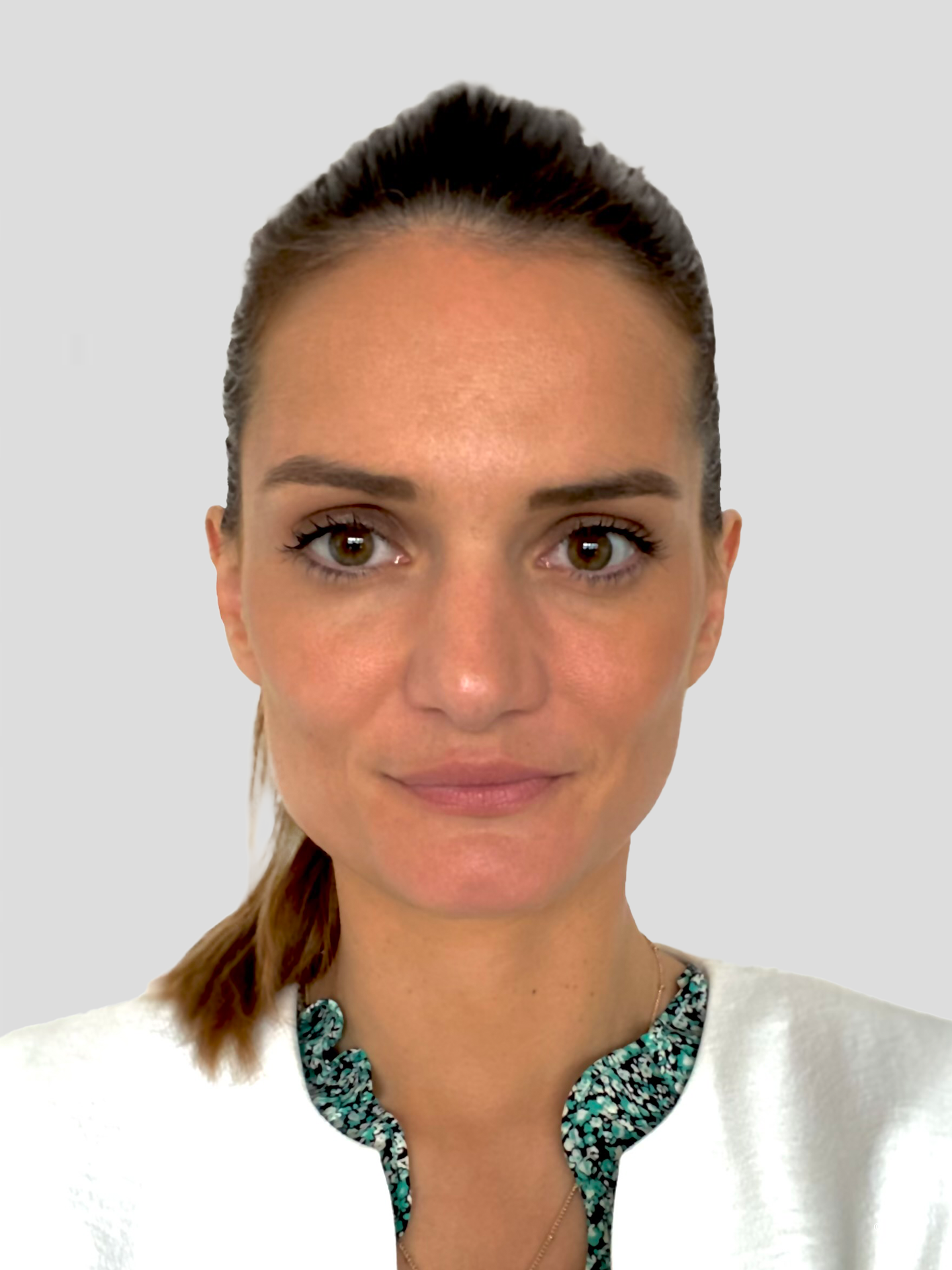 Mme Natacha BIERRE